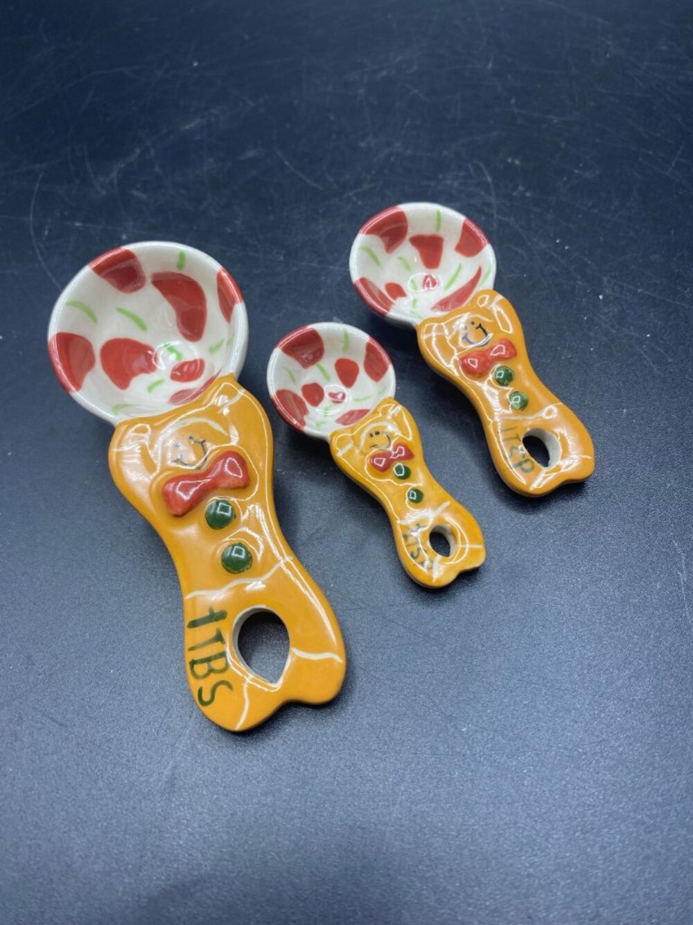 Peppermint Gingerbread Measuring Spoons - Picture 4 of 4